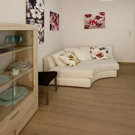 Aria Di Barocco Oda ve Kahvaltı 3*
