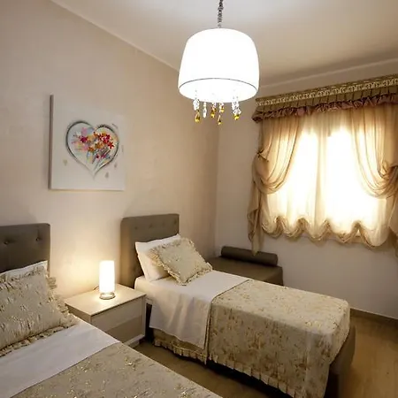 Aria Di Barocco Bed & Breakfast Magliano